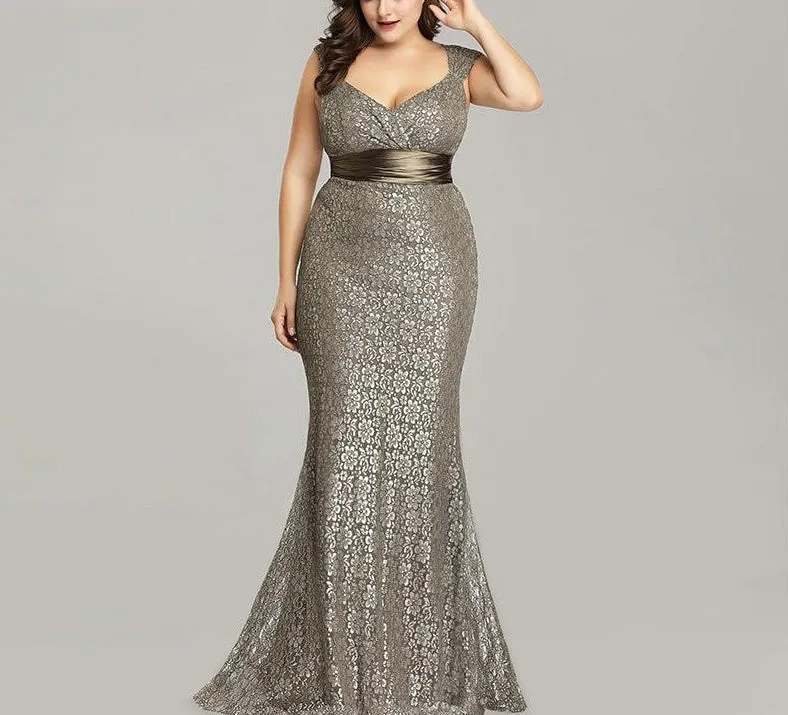 Elegant Mermaid Vintage Party Gown