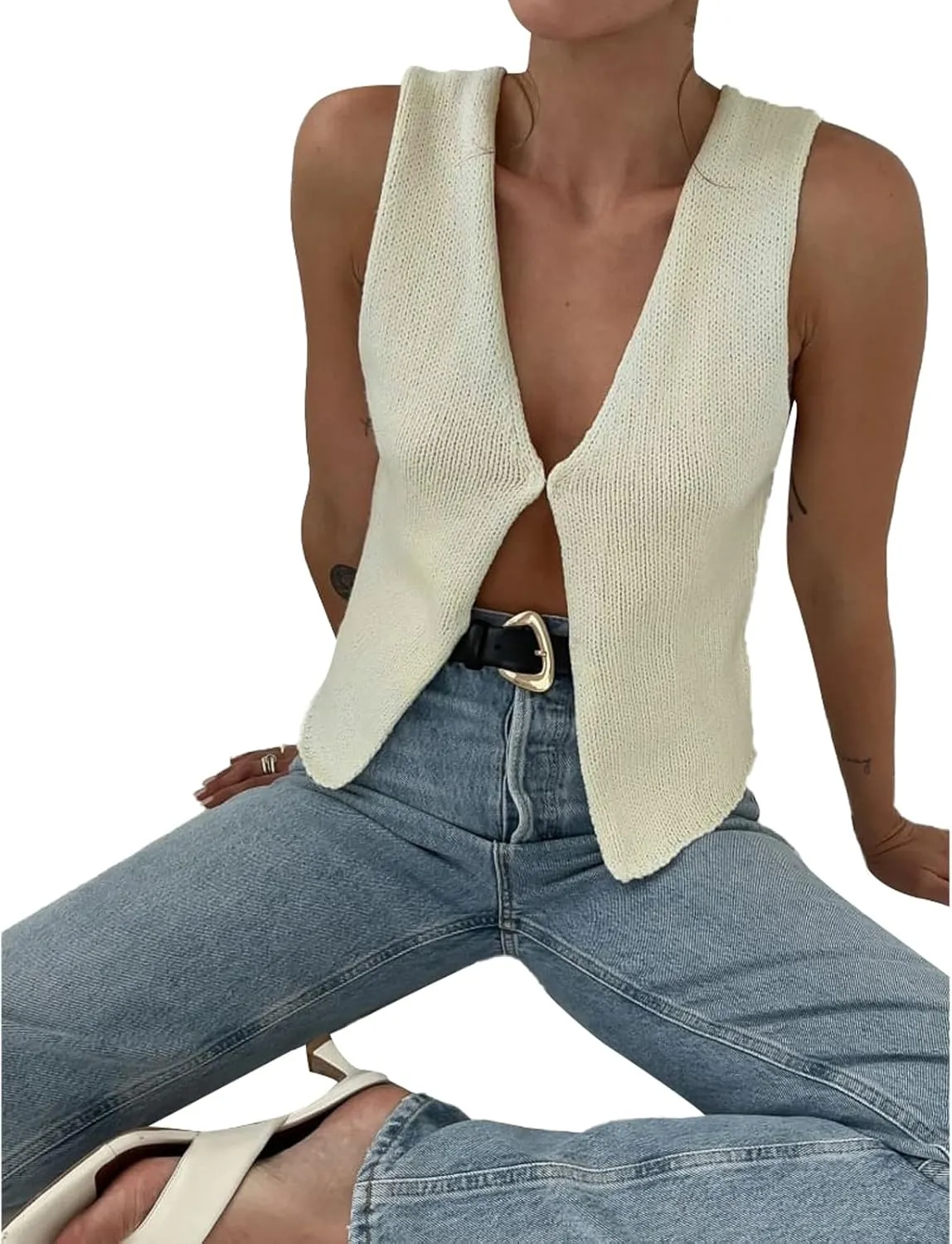 Faretumiya Women Y2k Button Down Crochet Knit Vest Sleeveless Hollow Out Crop Tops Vintage Casual V-Neck Versatile Streetwear