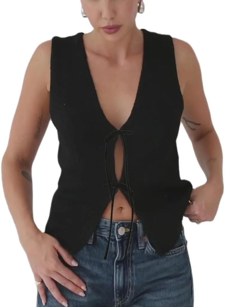 Faretumiya Women Y2k Button Down Crochet Knit Vest Sleeveless Hollow Out Crop Tops Vintage Casual V-Neck Versatile Streetwear