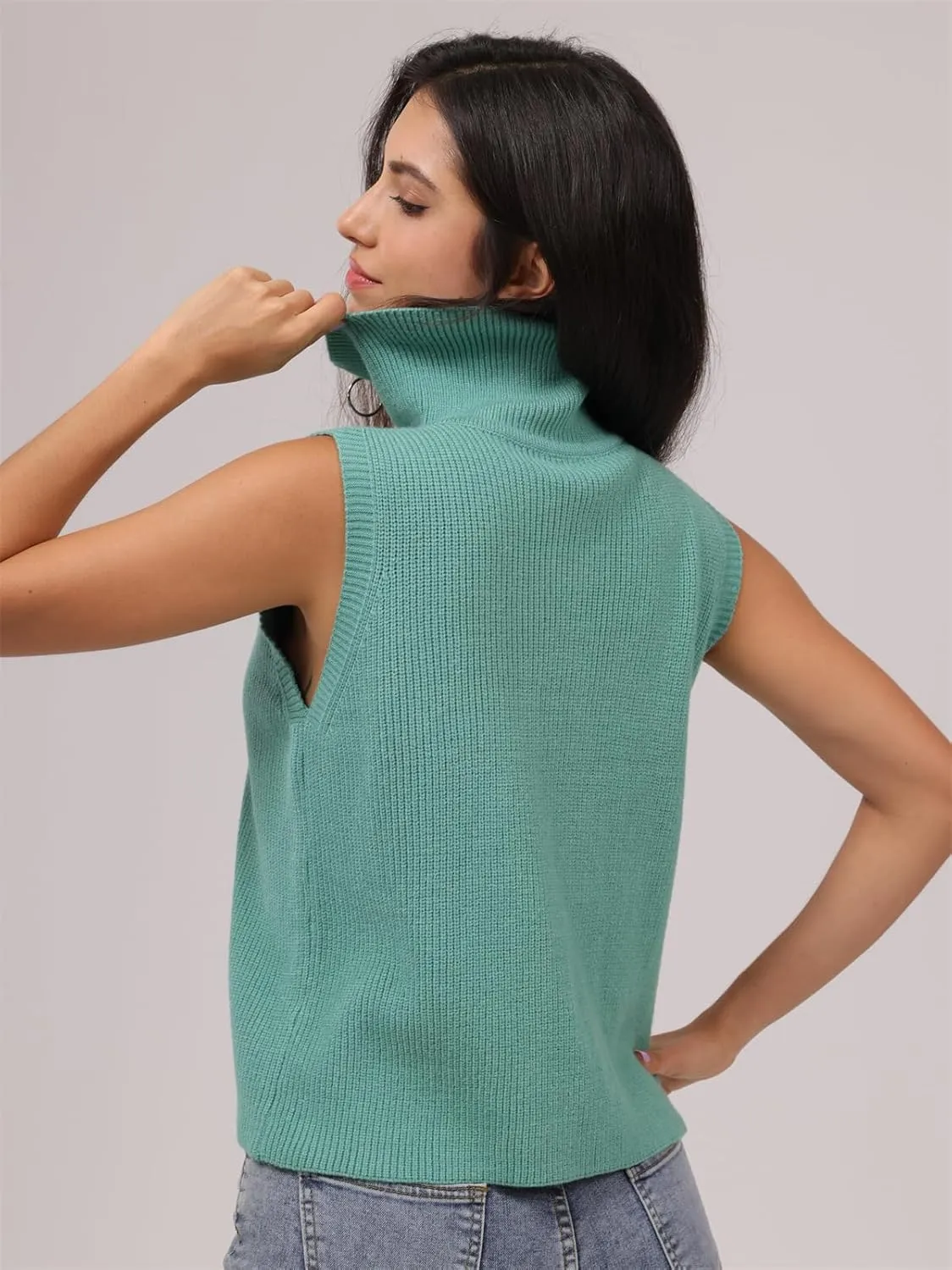 Women's Half Zip Knit Sweater Vest Sleeveless Mock Neck Twist Front Pullover Tank Tops