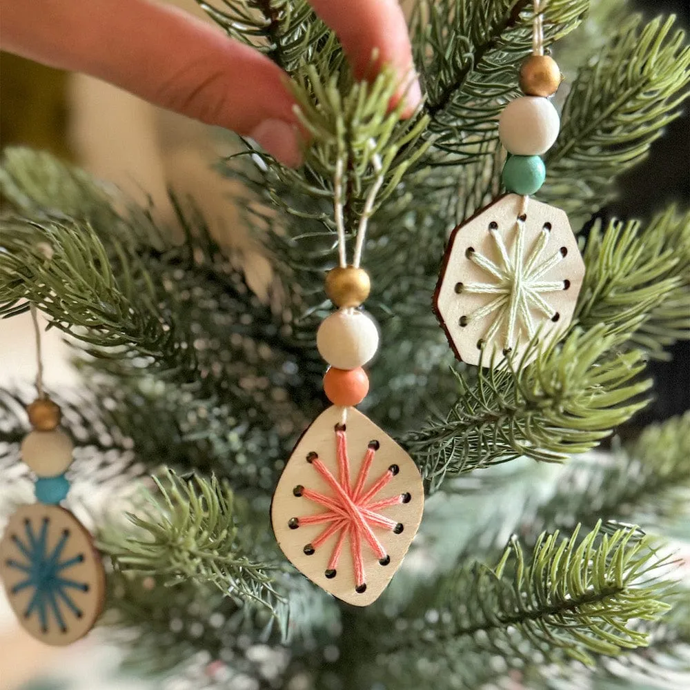 Woven Snowflake Decoration Kit by Cotton Twist